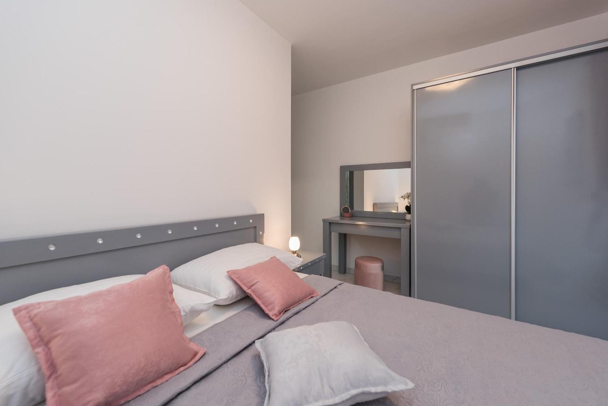 Villa Jana Luxury Apartments Novalja Quarto foto